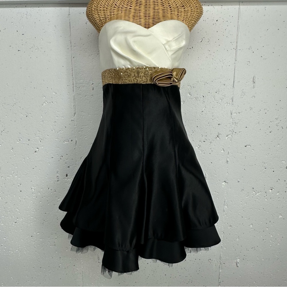 Vintage Jessica McClintock for Gunne Sax size 9 Black Strapless Layered Dress